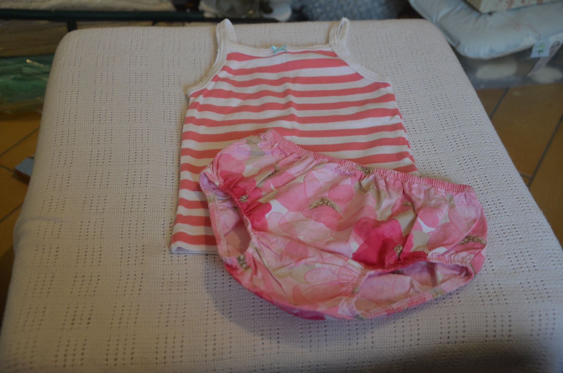 Lotti & Set di vestiti: TAILLE 86 – Usato da Chiasso venduto da Dolly015