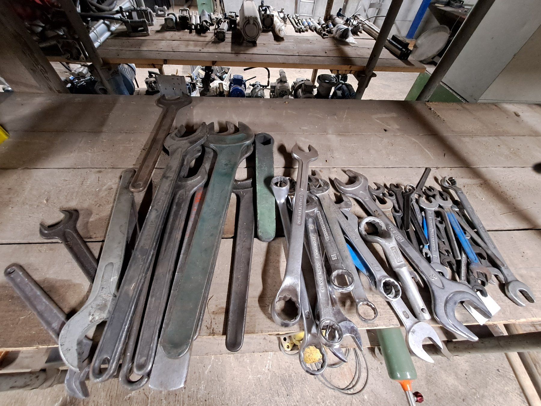 Tous les outils: Diverse Schlüssel – D'occasion à Oberhelfenschwil par weidstyle