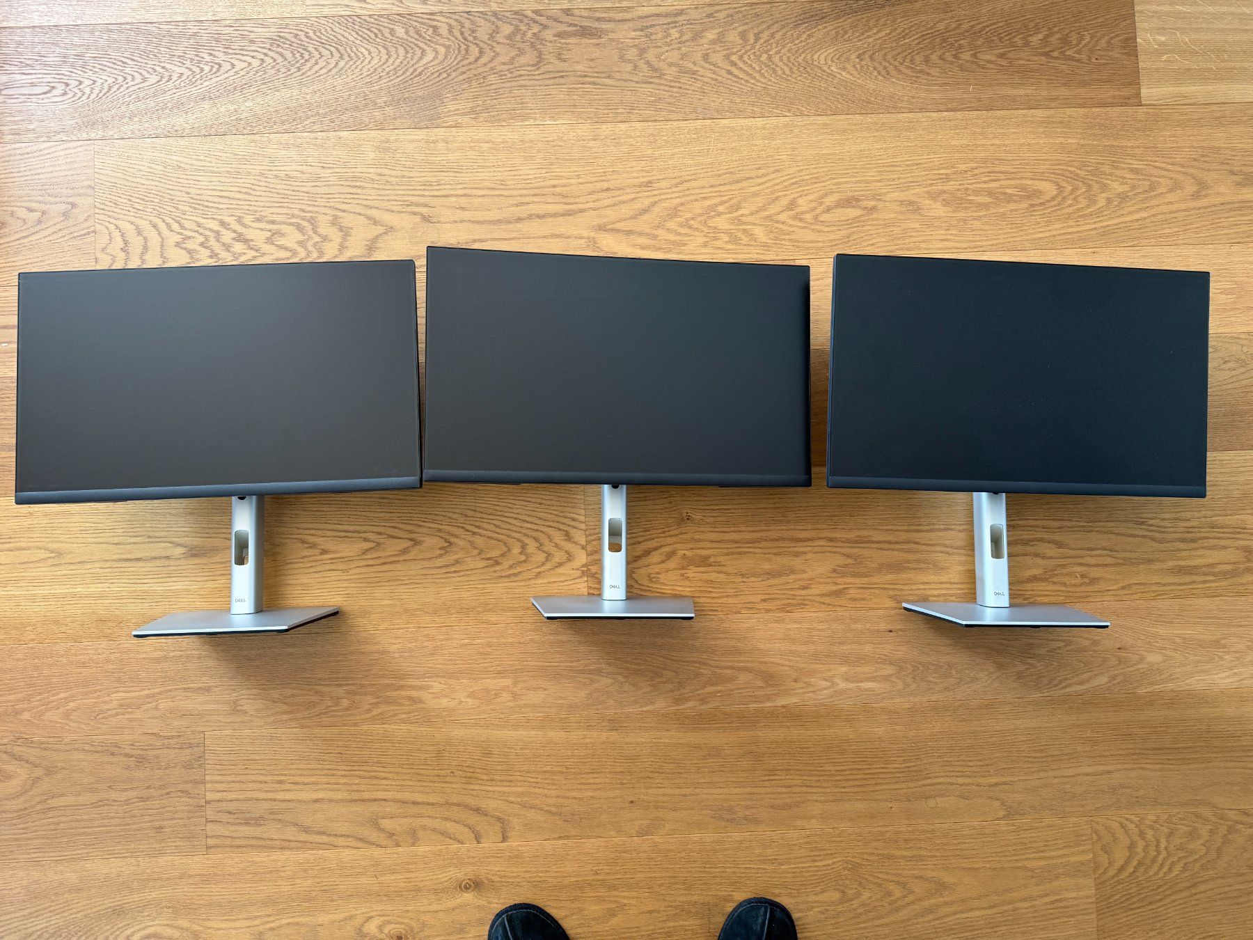 Dell Monitor: 3 x Ecrans DELL P2422H - 24" – Usato da Founex venduto da MaevaMatahi