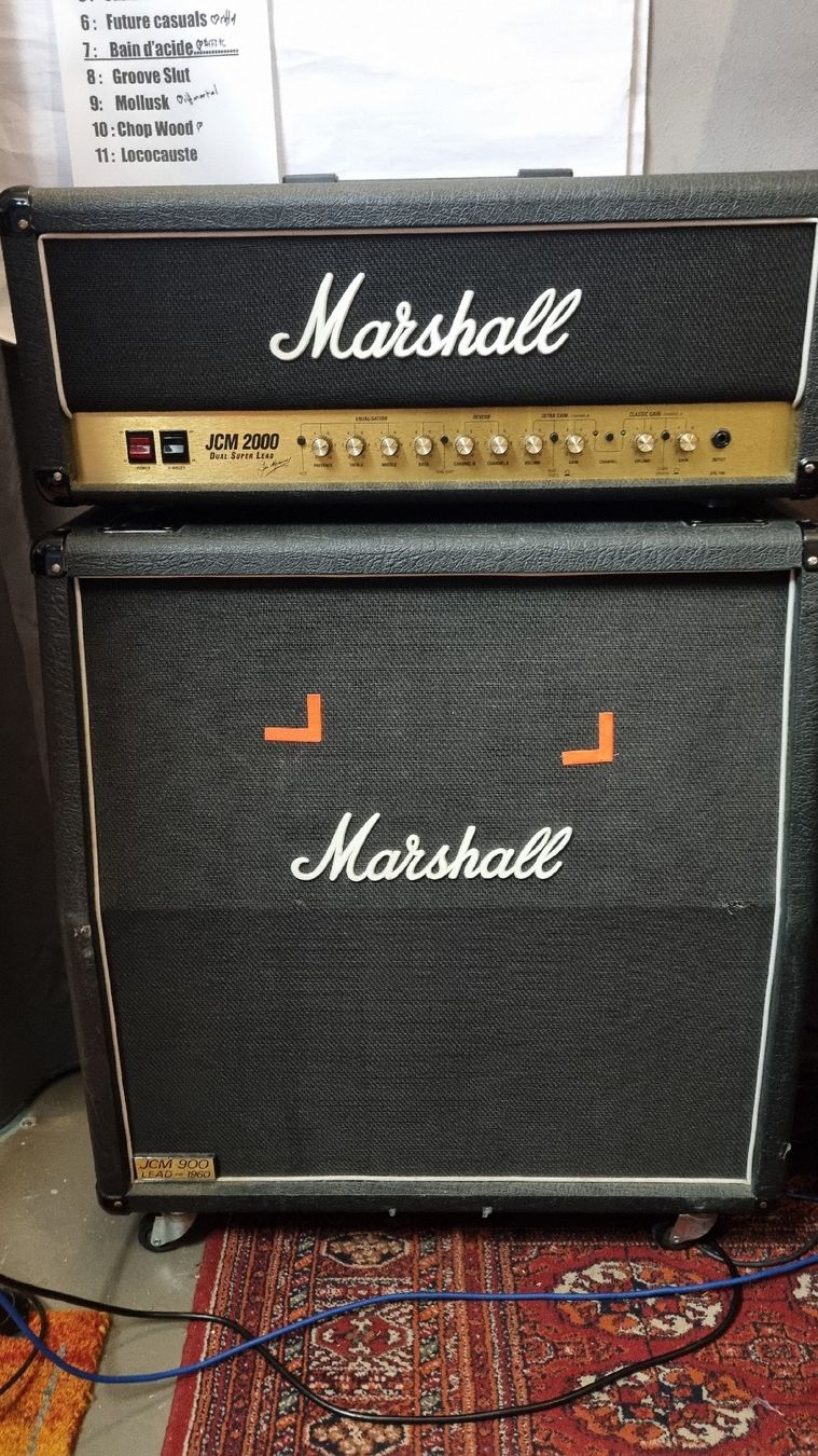 Marshall Amplificateurs: Marshall JCM2000 DSL  – D'occasion à Vevey par ln666