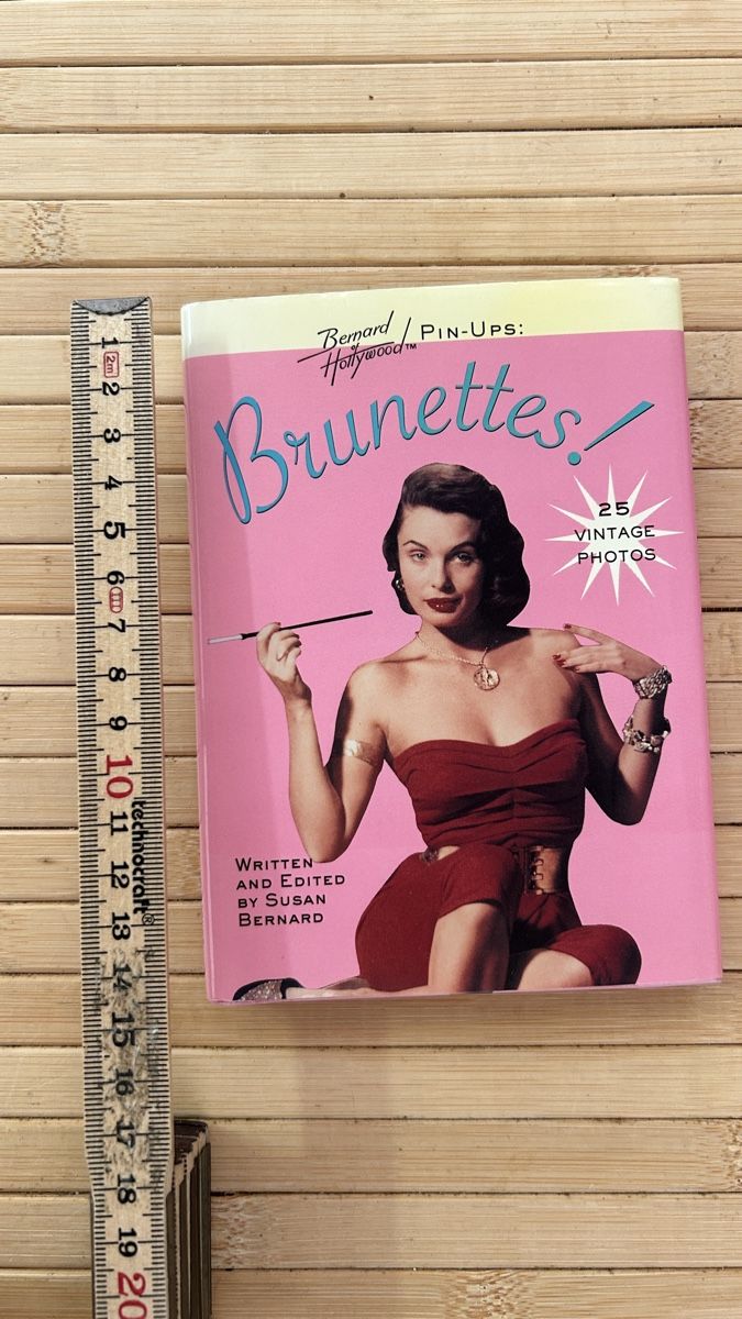 Bücher: Booklet - Pin-Ups 40s & 50s – Gebraucht aus Erlinsbach von Basi67 9