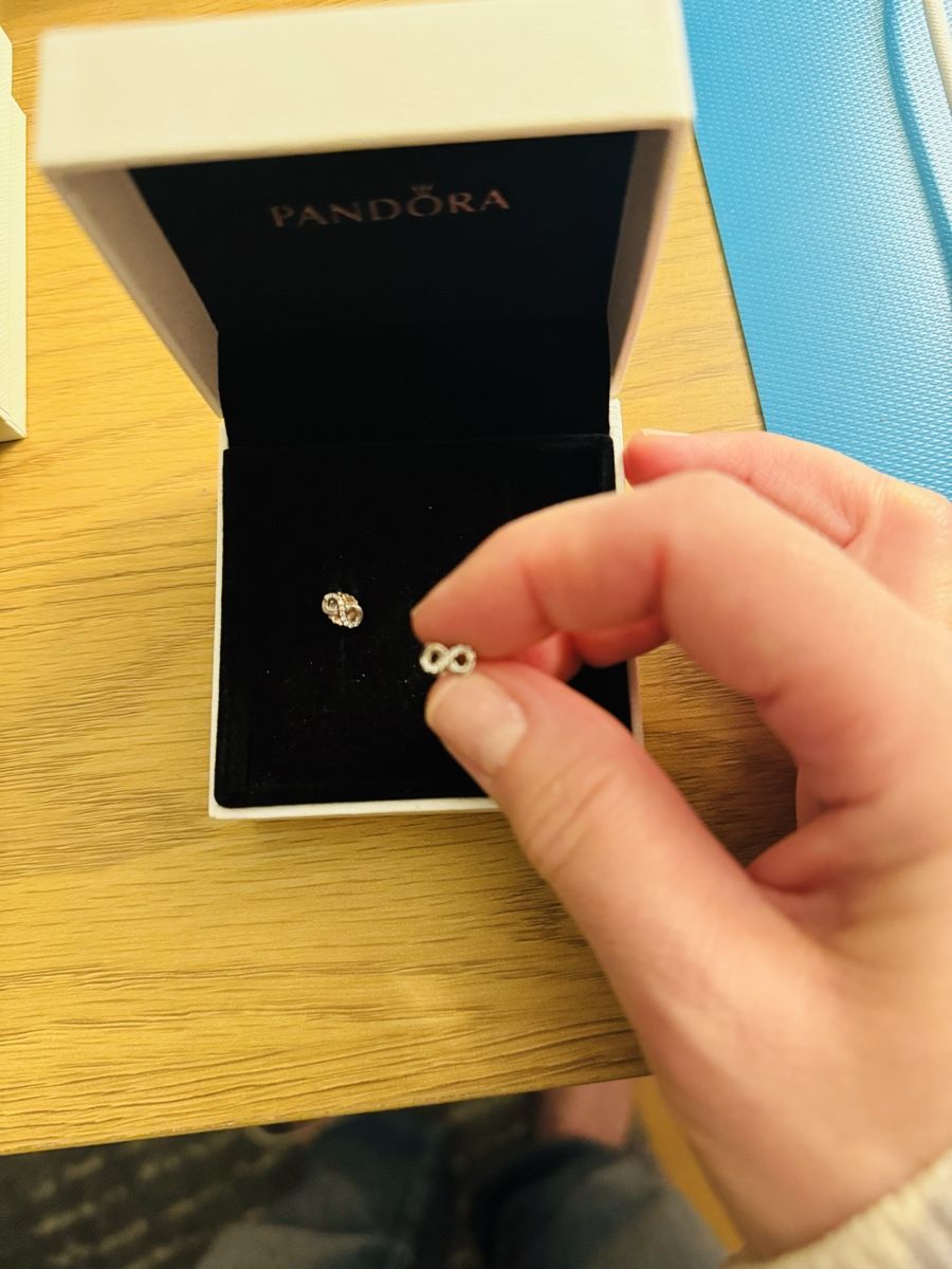 Pandora Ohrringe & -stecker: Pandora Silver Infinity Stud Earrings in Box – Neu (gemäss Beschreibung) aus Gockhausen von _720 1