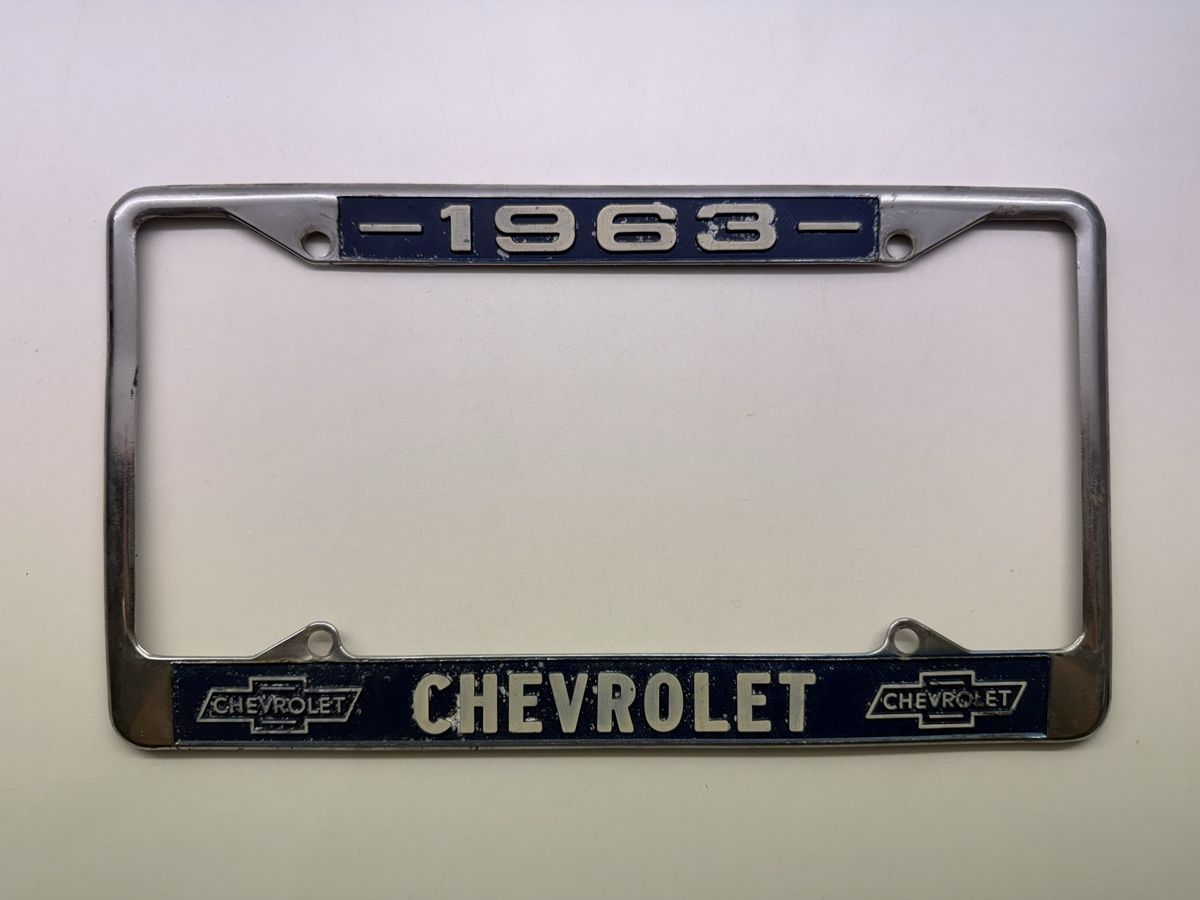 Tutti pezzi di ricambio auto: Tour de plaque Chevrolet 63 – Usato da Thônex venduto da Jerry_lee