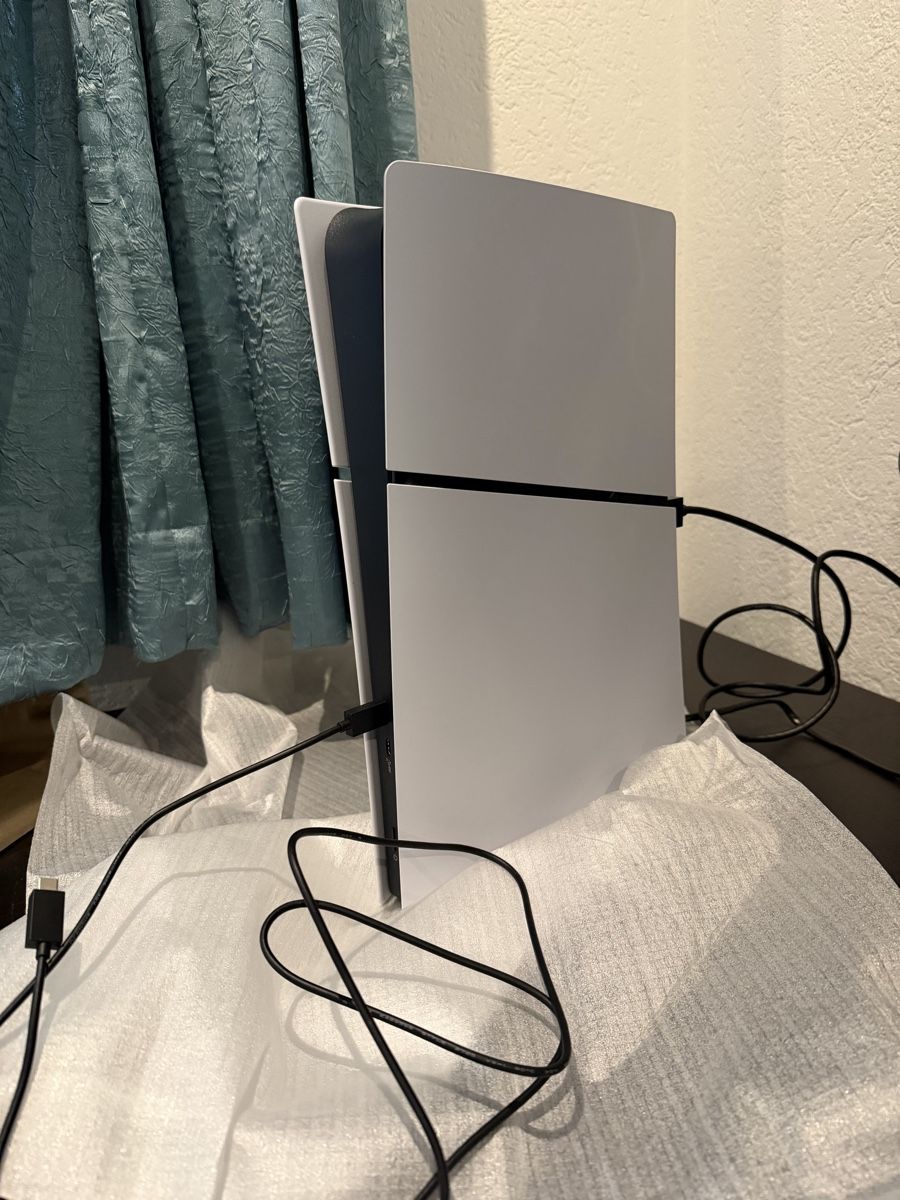 Sony Consoles: PS5 Digital Edition gebraucht  – Neuf (Voir description) à Spiez par vvo_627h 1