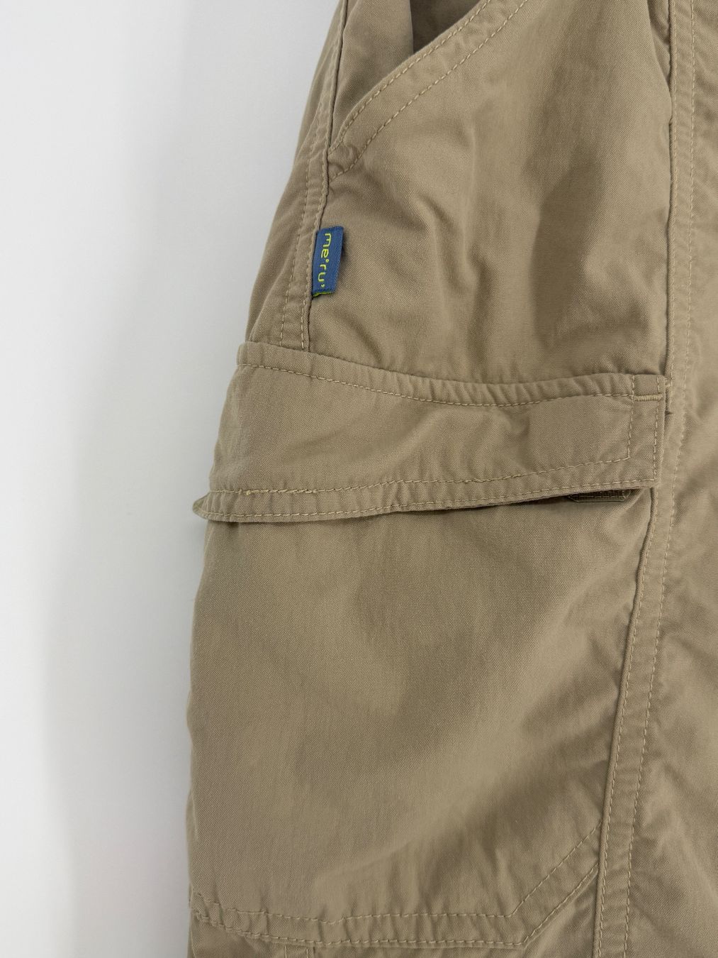 Pantaloni: Meru Wanderhose/ Freizeithose Gr. 38/ kurz Gr. 19 – Usato da Auenstein venduto da moin. 1