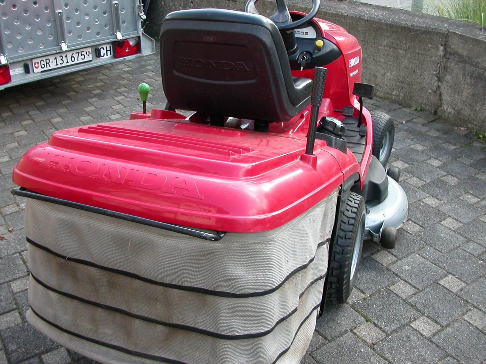 Honda Rasenmäher: Honda Rasentraktor – Gebraucht aus jenins von Falknis3 2