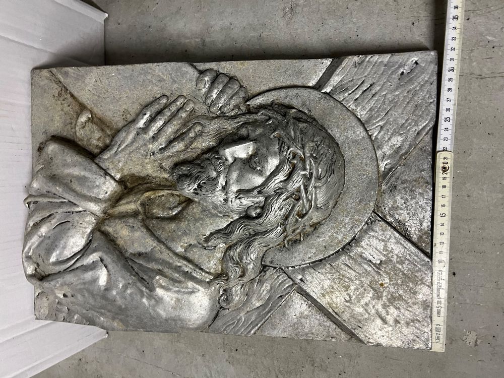 Jesus Aluguss ziemlich alt (Gebraucht) in bettlach für CHF 2 – mit ...
