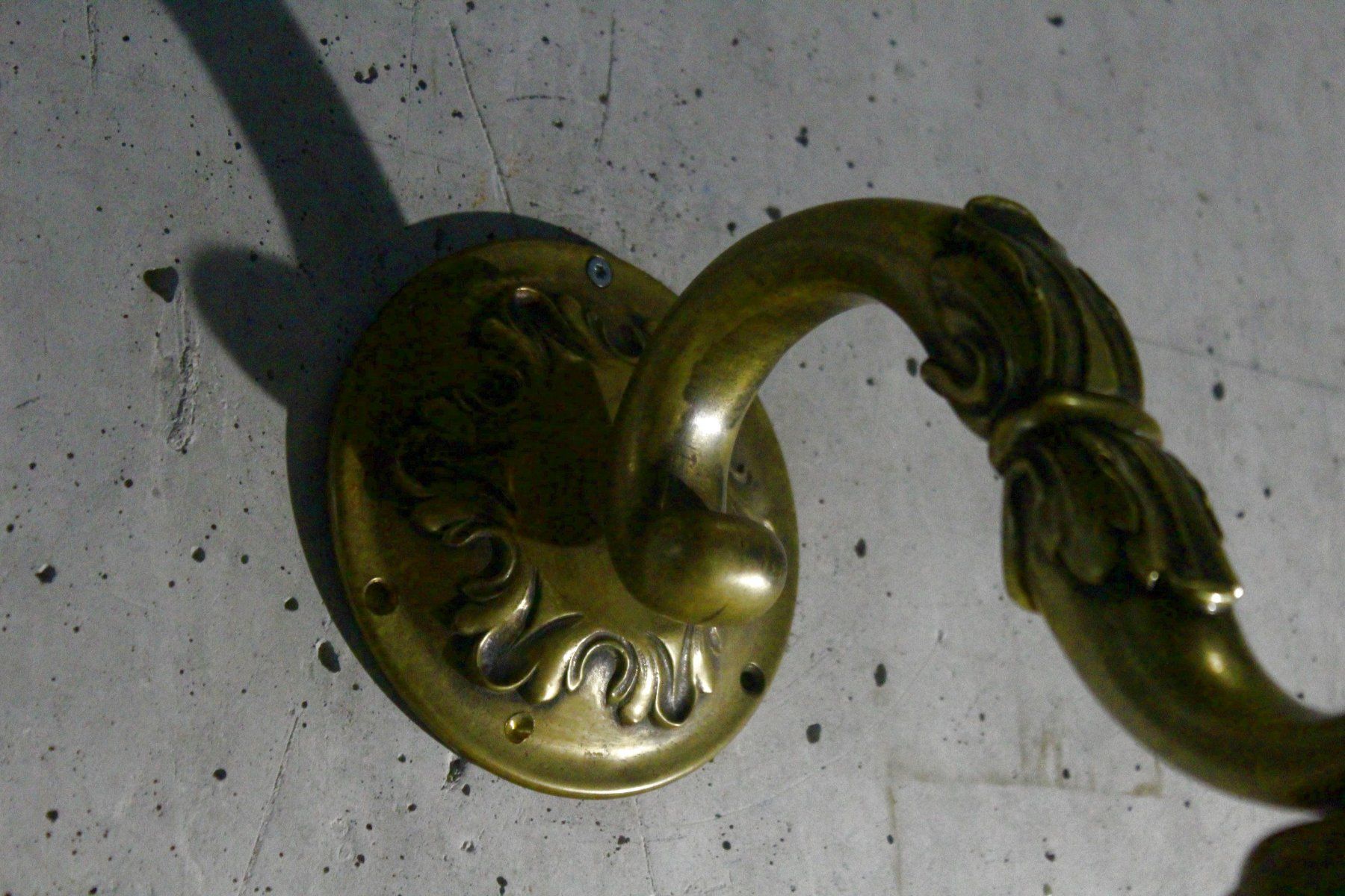 Lampade: Grosse, massive WANDLEUCHTE, Historismus von REGENT – Usato da Bern venduto da kultiges 4