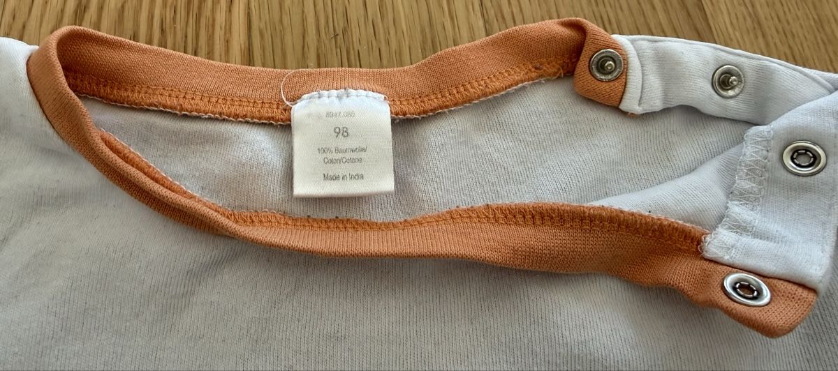 Maglioni & Felpe: Pull mignon avec motif girafe 🦒, taille 98 – Usato da Genève venduto da valmath 1