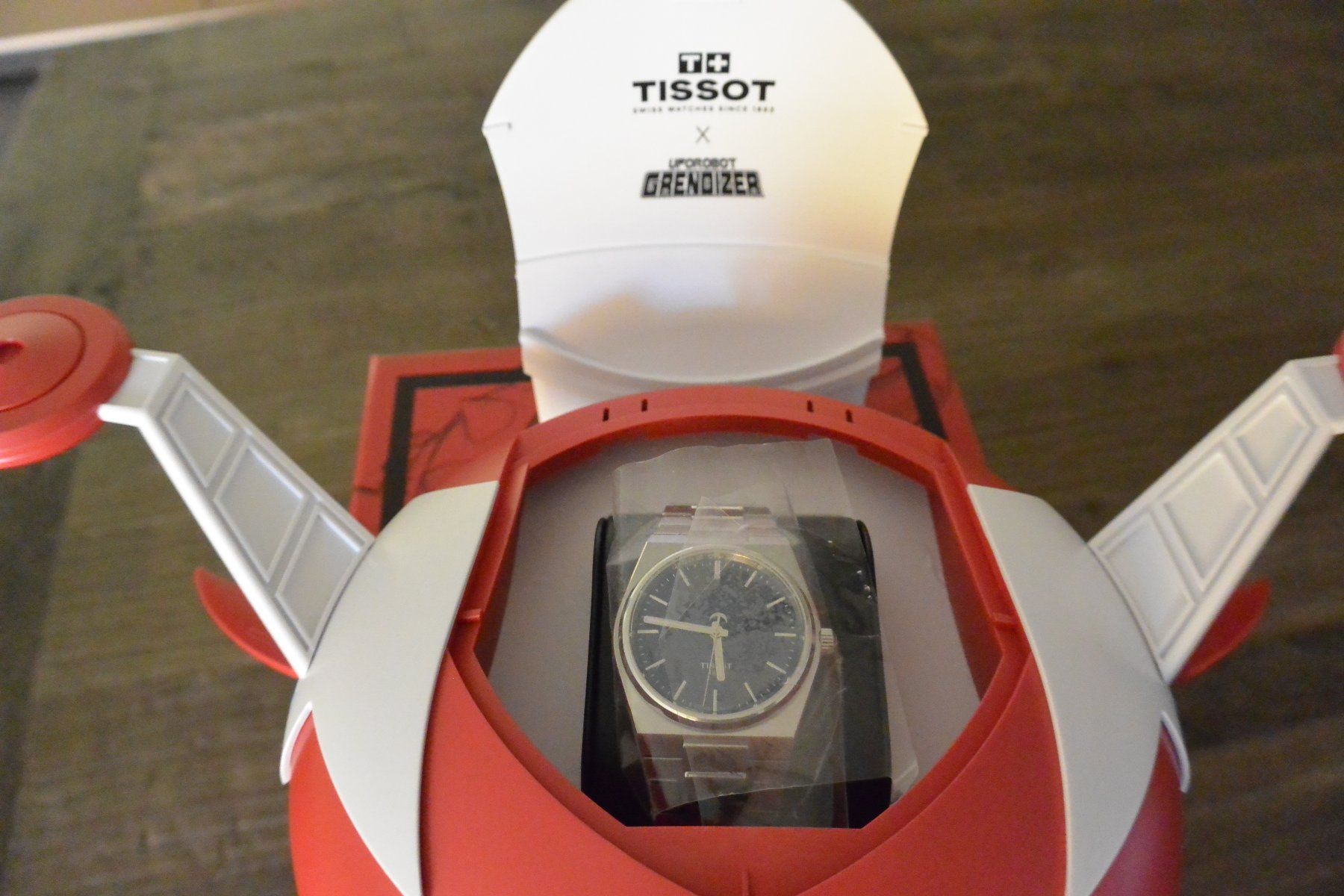 Tissot Uhren: TISSOT PRX UFO ROBOT GRENDIZER – Neu und originalverpackt aus Laupen ZH von Tremila 3