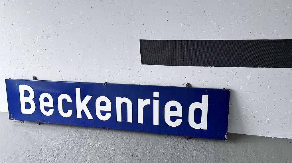 Foto & Immagini: Tafel Schifländi Beckenried – Usato da Mägenwil venduto da Eambauen 2
