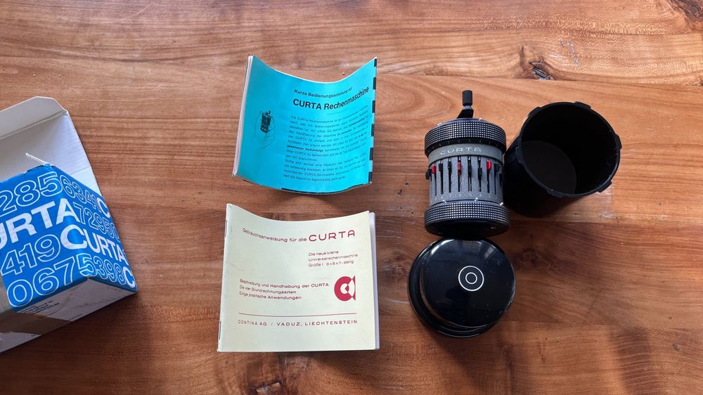 CURTA Rechenmaschine Typ II Nr. 561455 mit Box (Gebraucht) in Bern für ...