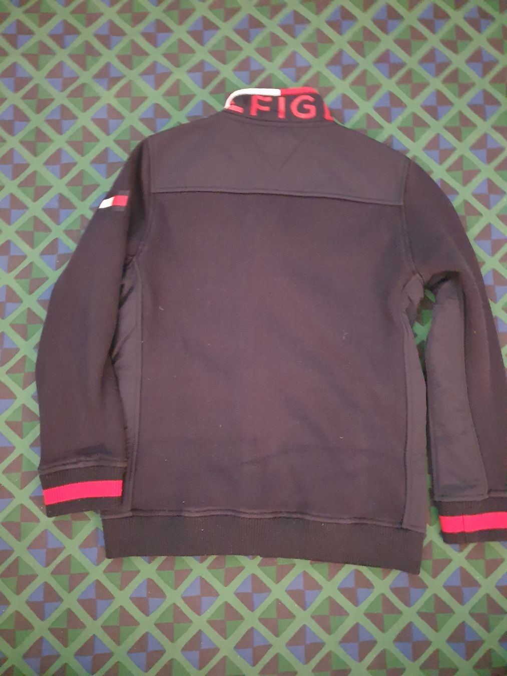 Tommy Hilfiger Lotti & Set di vestiti: 3 Tommy Hilfiger 2xPullover und Jacke Set Gr12 – Usato da Zürich venduto da yoarg 3
