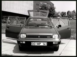 Fotografie Auto Mitsubishi Colt, Fünft