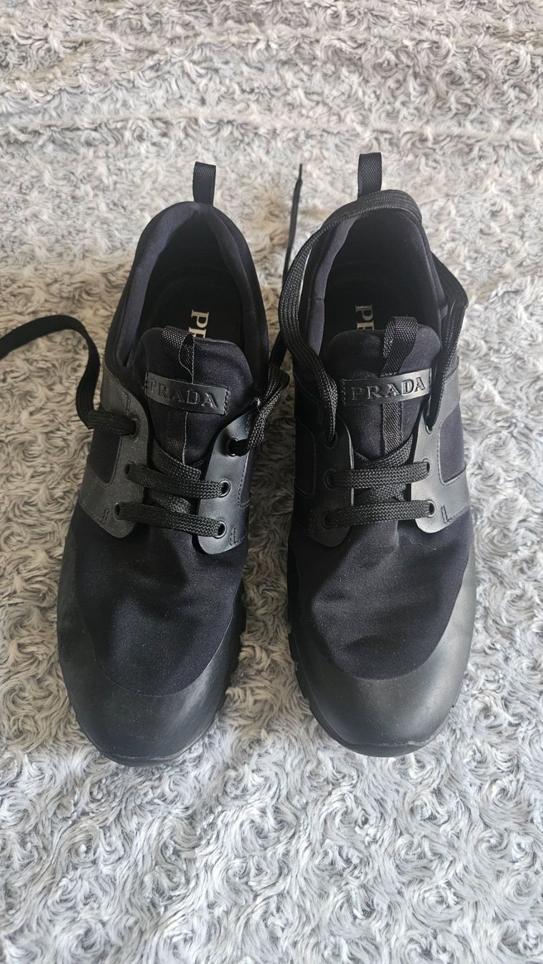 Prada Chaussures hommes: Chaussures Prada taille 42.5 – D'occasion à Etoy par angi020