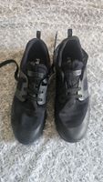 Chaussures Prada taille 42.5