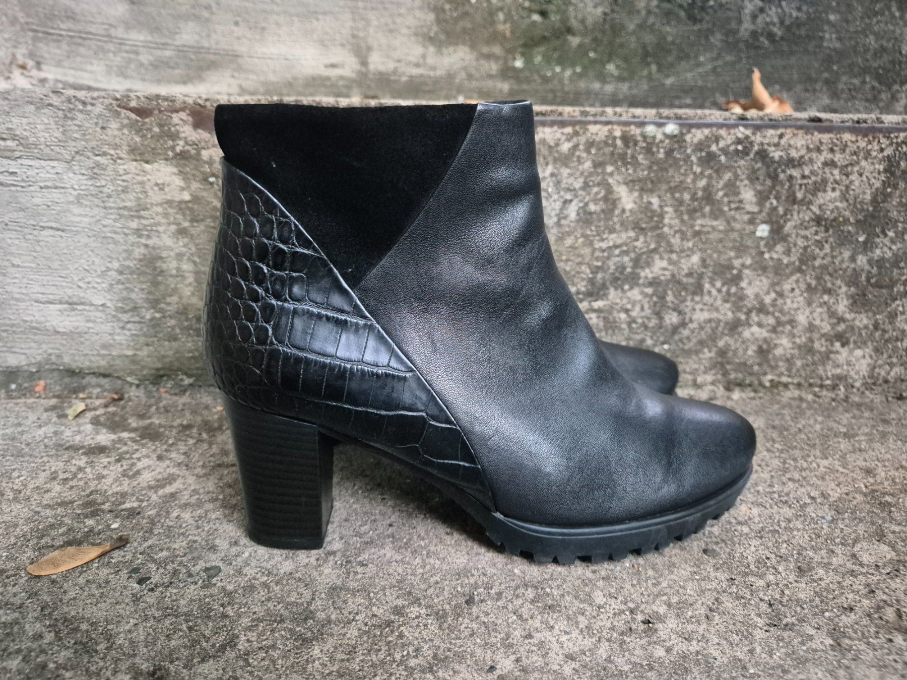 Gabor Chaussures femmes: Gabor Stiefelette schwarz 38.5 – D'occasion à Oberrohrdorf par ma-vie