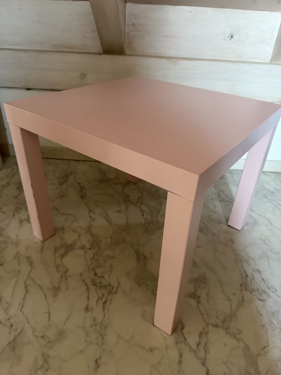 Tavoli: Rosa Ikea Lack Beistelltisch – Usato da Goldau venduto da Henggi88