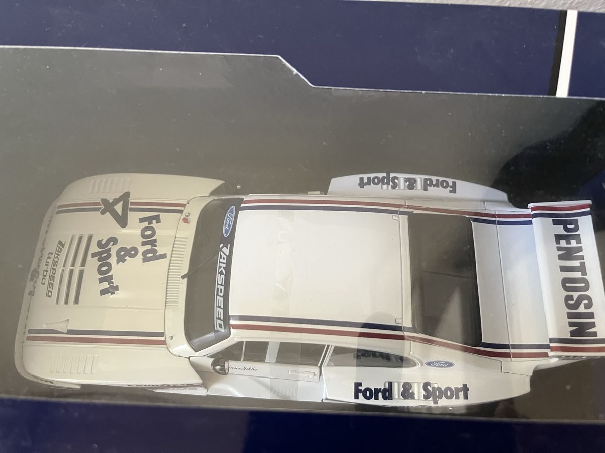 Ford Modellini d'auto: Ford Capri Gr.5 Nr.4.   1:18 – Nuovo e nell'imballaggio originale da Rümlang venduto da Papamoll4 1