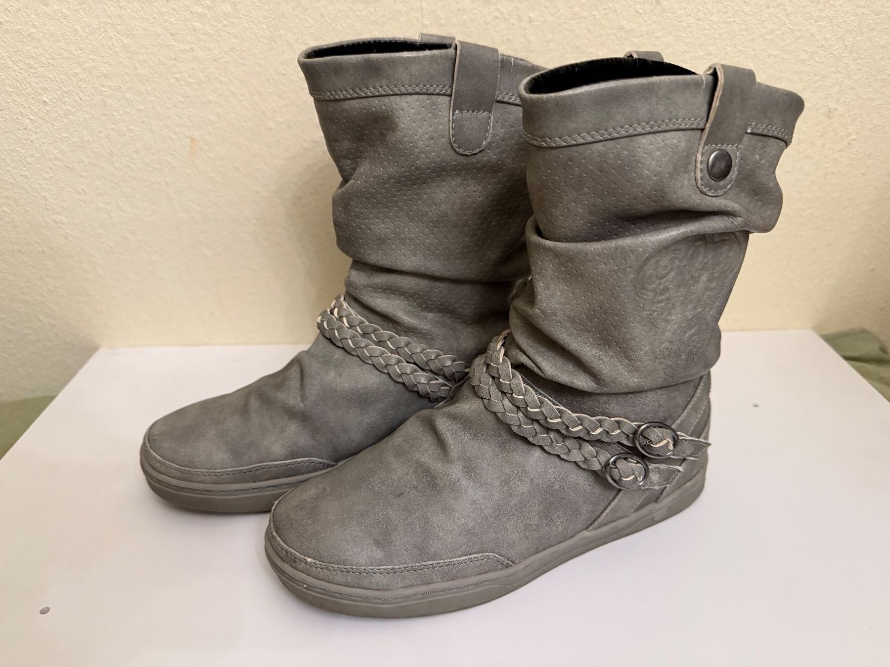 Chaussures femmes: graue Boots  /  Sommer - Stiefel   -  Grösse 37 – D'occasion à Bern par rewe45