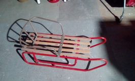 Alter (antiker) Schlitten