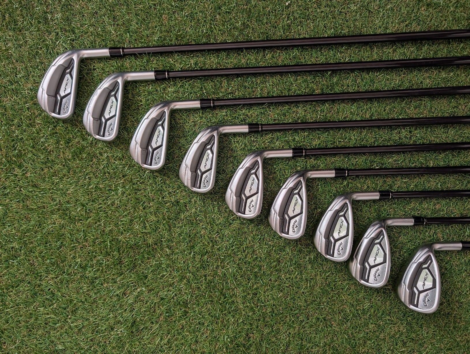 Callaway Mazze & Set: Callaway Apex Eisen 4-SW+AW Graphit Regular, top – Usato da Uerikon venduto da Chreggus_Golfshop