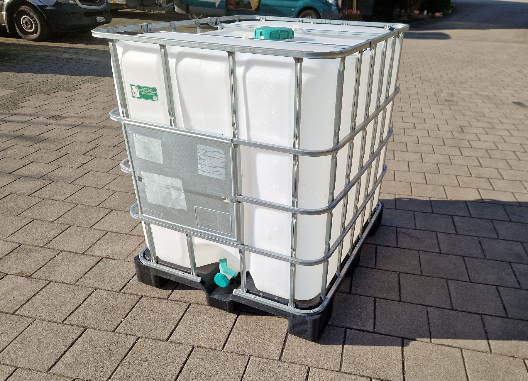 Abbeveratoi e trogoli: IBC Tank 1000Liter – Usato da Gampelen venduto da Schmidi887 4