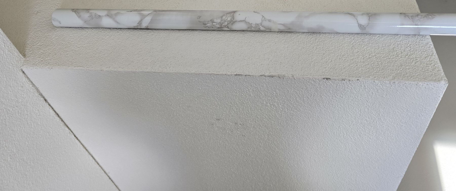 Sticker: New Adhesive foil roll marble print – Nuovo (secondo la descrizione) da Zürich venduto da fin_2vqm