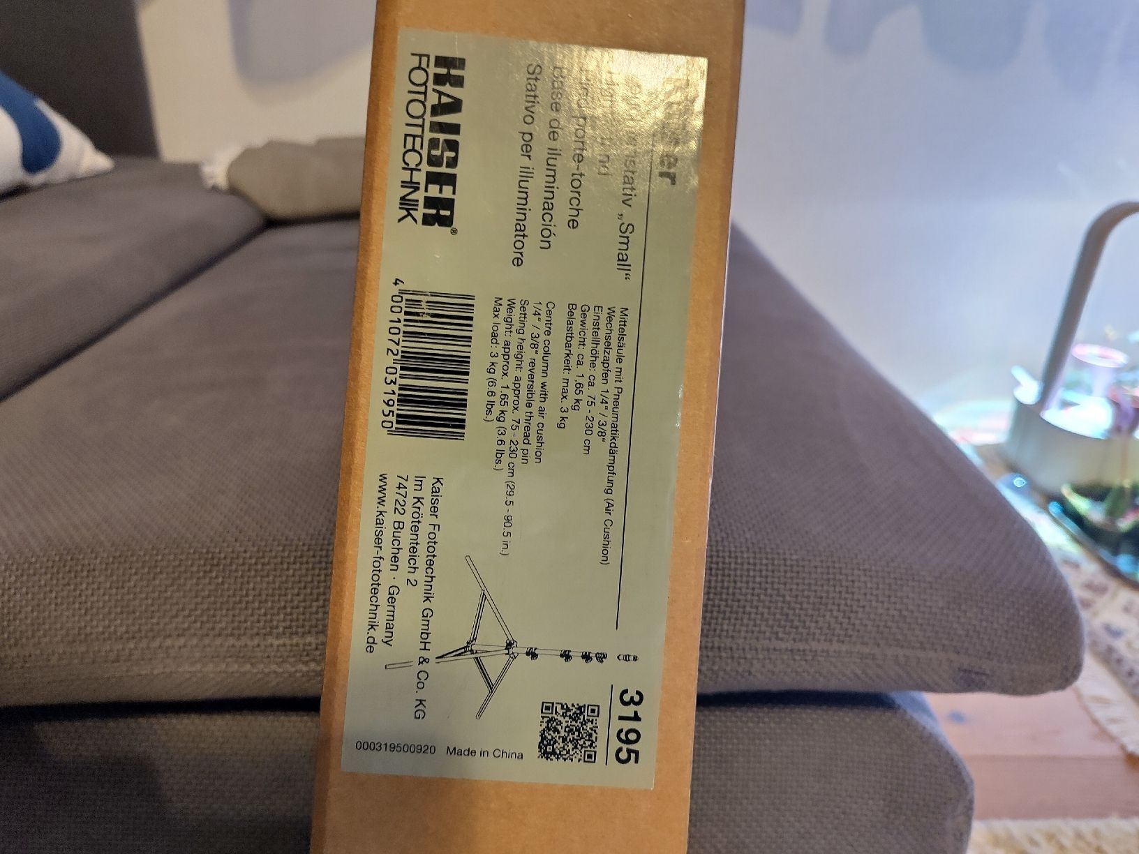 Kaiser Treppiedi & Teste: Leuchtenstativ Small – Nuovo e nell'imballaggio originale da Regensdorf venduto da Marzipan85 1