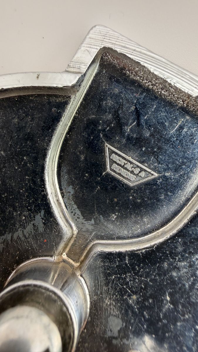 TCS Insegne: Emblem TCS mit Schweizer Kreuz Metall verchromt – Usato da Rotkreuz venduto da perlengott 2
