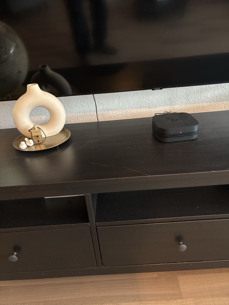 Ikea Mobili TV: Ikea Hemnes Tv Regal schwarz – Usato da Waldenburg venduto da Giuse12 1