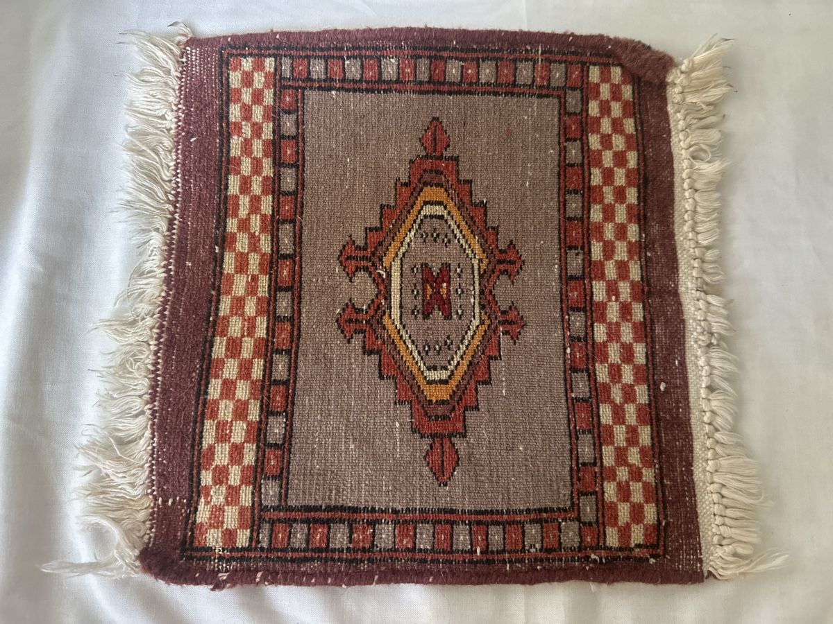 Tapis: Orientalischer Teppich klein gemustert ca. 30x30 cm  – D'occasion à Zürich par Chaeffeler 3