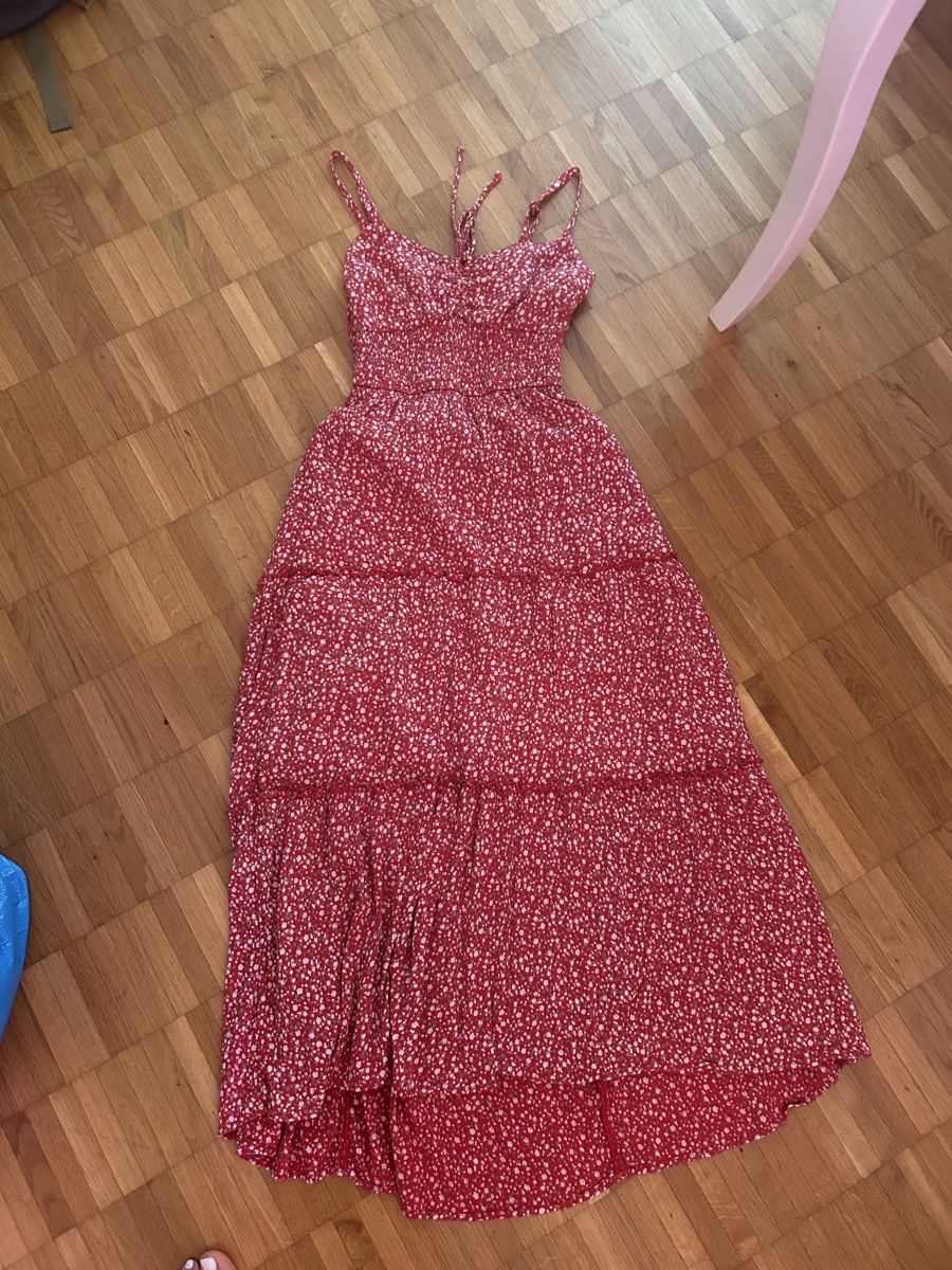 Hollister Vestiti: Hollister Maxikleid mit Muster – Usato da Wettingen venduto da sar_k7hg 2