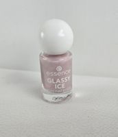 Essence Glassy Ice Perfekter Nagelgel-Effekt  💅