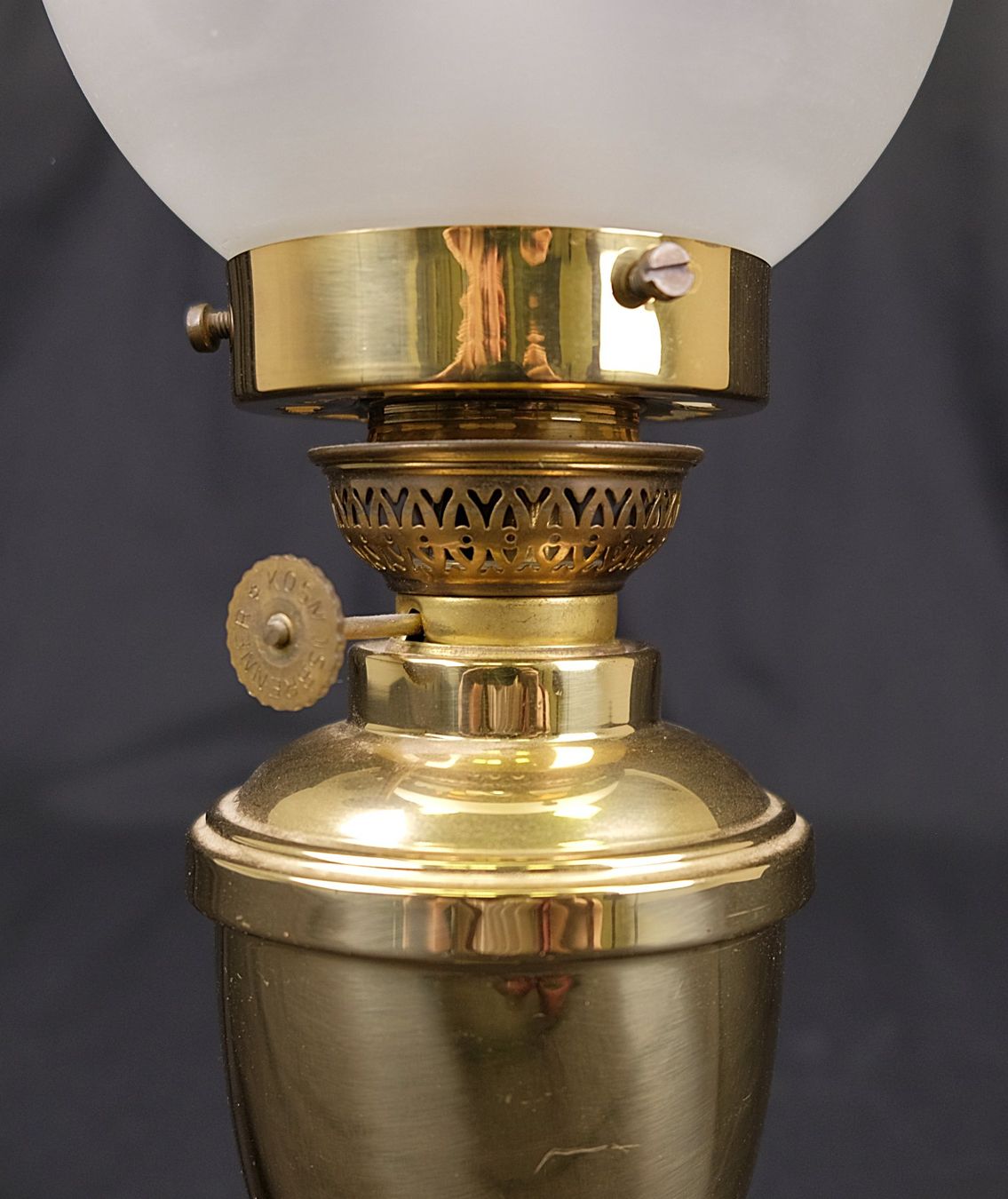 Lampade: E.S. Sørensen Petroleumlampe – Usato da Volketswil venduto da brockipfannenstil 1