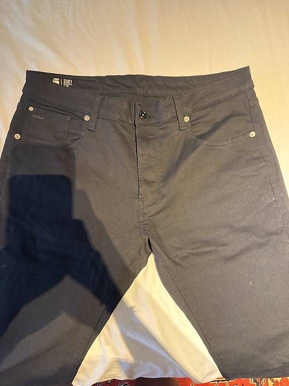Jeans: Jeans Schwarz G-Star – Usato da Regensdorf venduto da Jazmyn307 1
