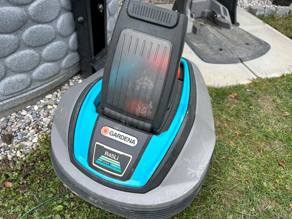 DEFEKTER Gardena R45li mit Ladestation Kaufen auf Ricardo