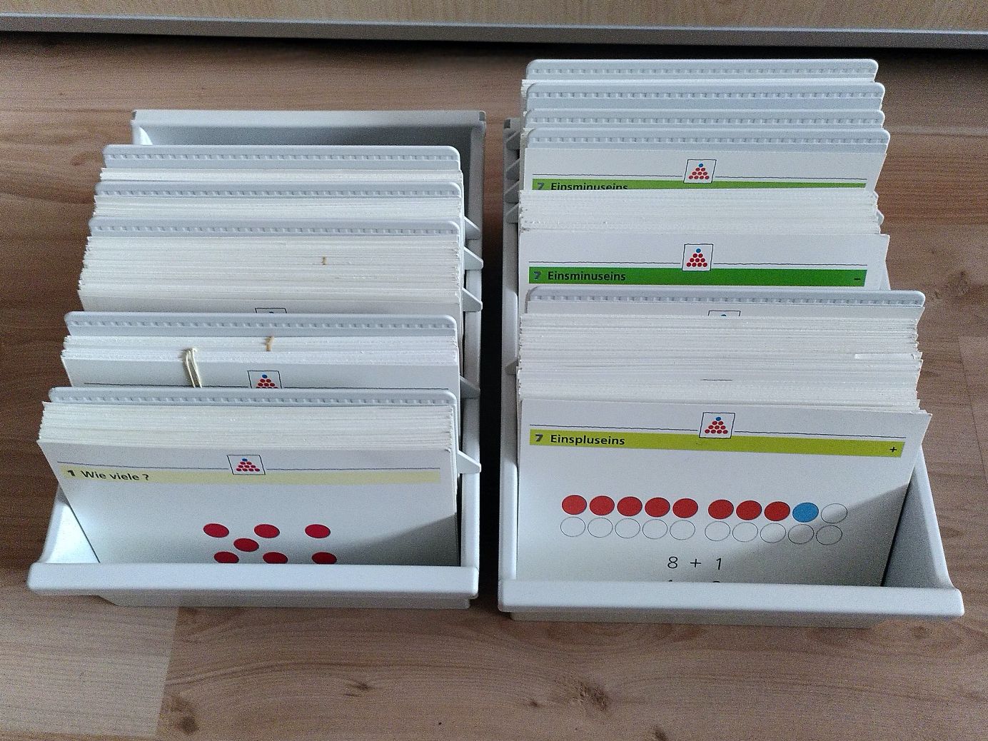 Altro materiale scolastico: KARTEIKARTEN MATHEMATIK 1-20/ MIT 2 BOXEN – Usato da Brugg AG venduto da olamim 1