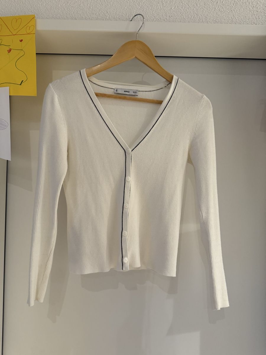 Mango Giacche: Mango Strickjacke, Grösse M, Offwhite – Usato da Volketswil venduto da habibeoez