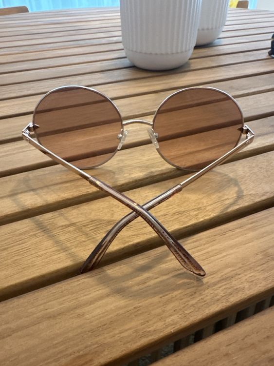 Guess Occhiali & Lenti: Guess Sonnenbrille, runde Glaeser, goldig-braun, neuwertig! – Nuovo (secondo la descrizione) da Luzern venduto da val_z5jn 1