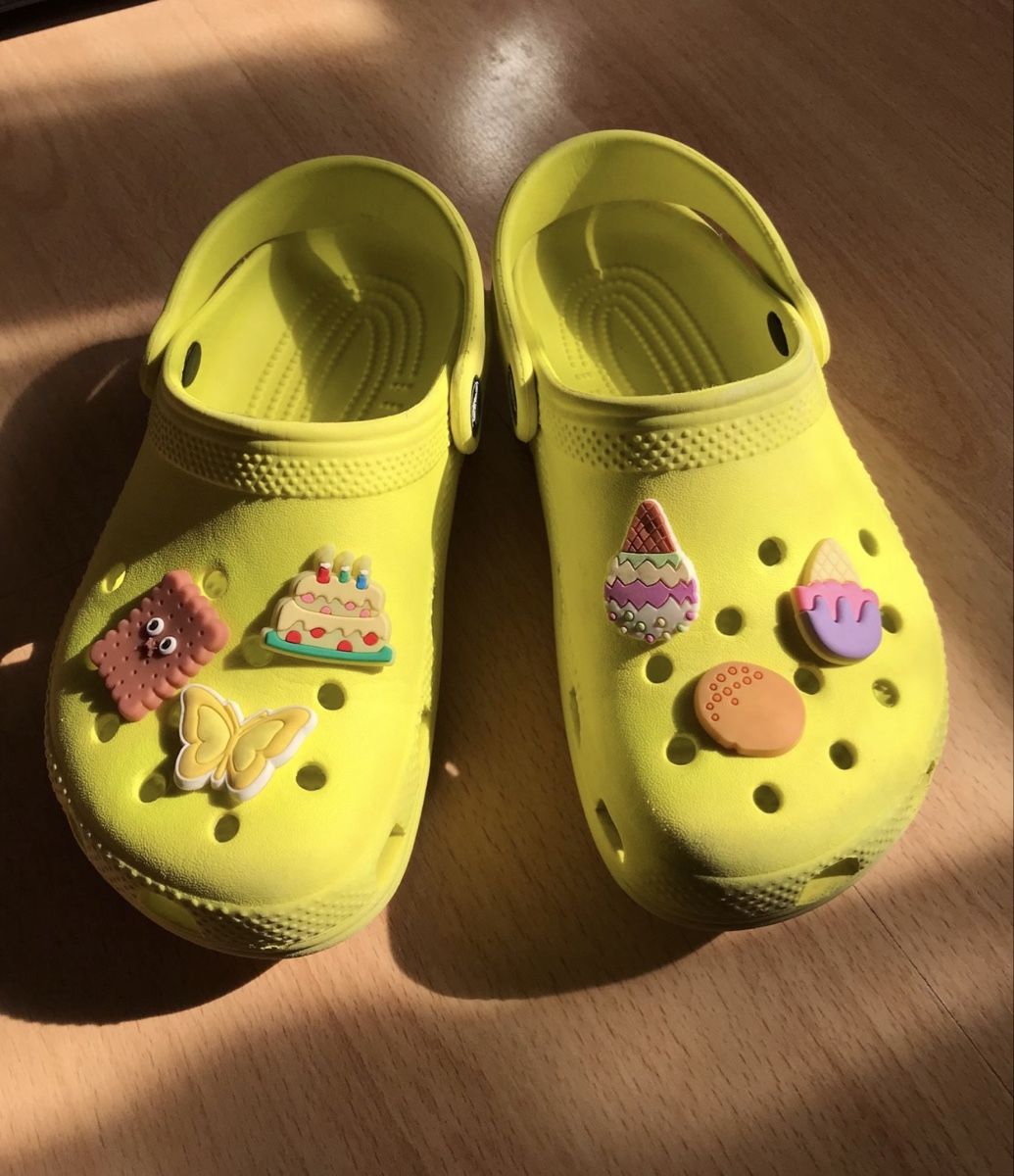 Crocs Scarpe da uomo: Crocs Grösse 30-31 ( 19.5cm) – Usato da Oberwil BL venduto da Gutundsuperklein16