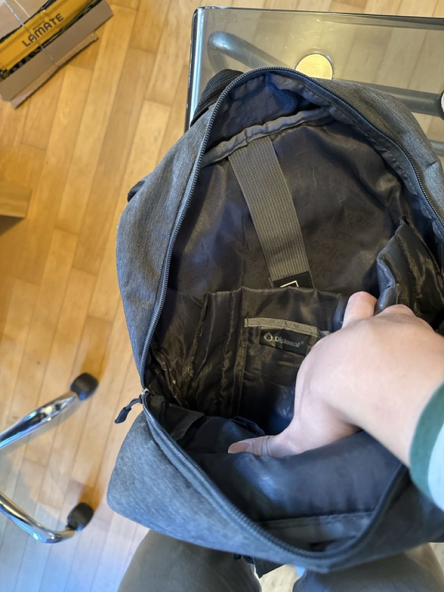 Zaini: Backpack – Usato da Zürich venduto da pet_8zjv 3