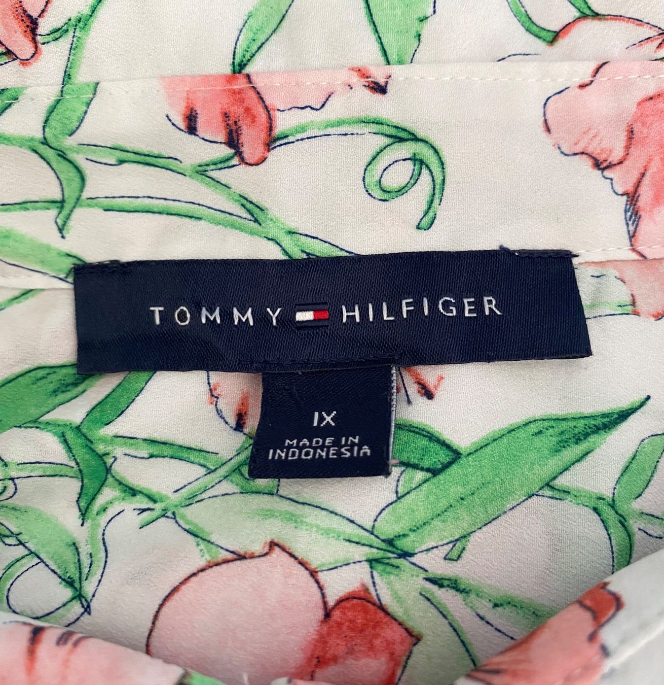 Tommy Hilfiger Blusen: Tommy Hilfiger Hemdbluse Grösse 1X (CH=46) – Gebraucht aus Oberwil BL von Leni-Mischi 3