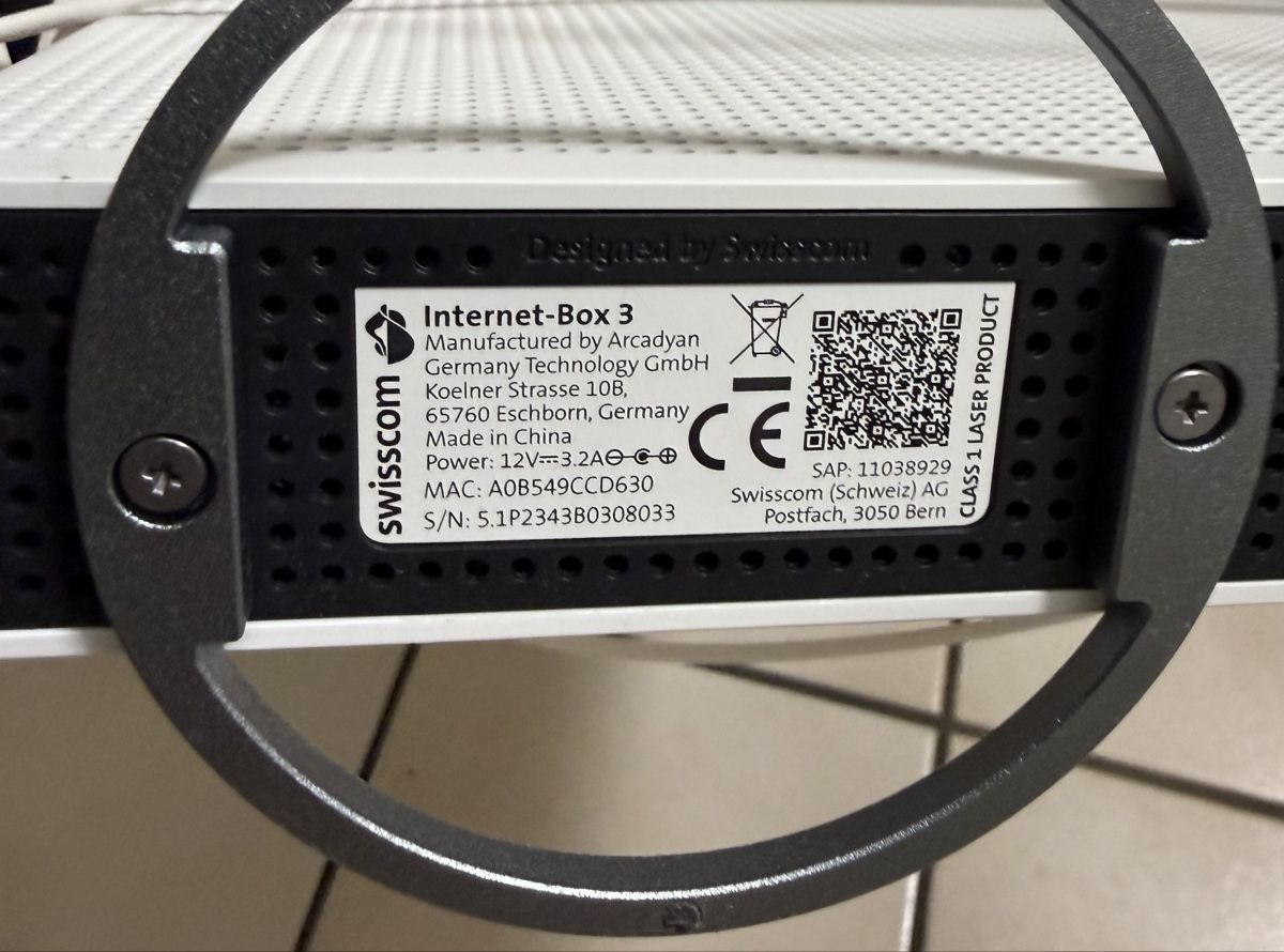 Swisscom Modems & Routeurs: Internet Box 3 Swisscom – D'occasion à Binningen par MichPam71 3