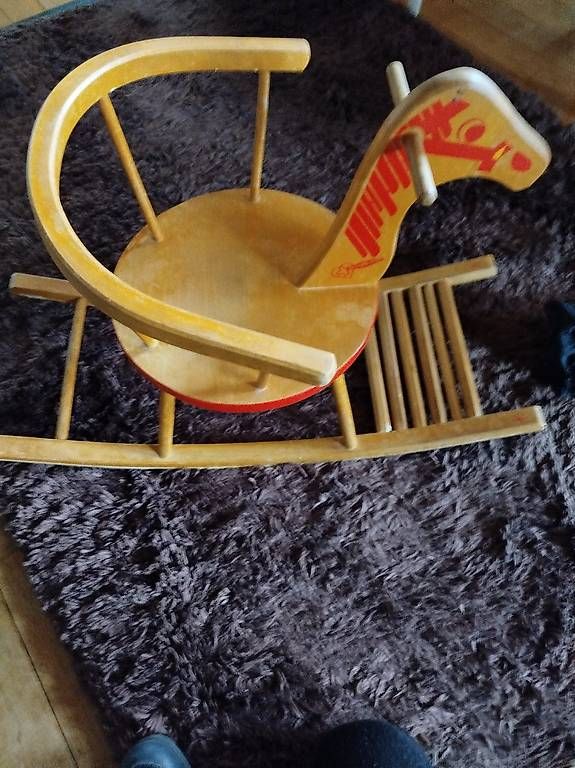 Spielzeuge: Schauckel Pferd  – Gebraucht aus Neuenkirch von sus_9b6v