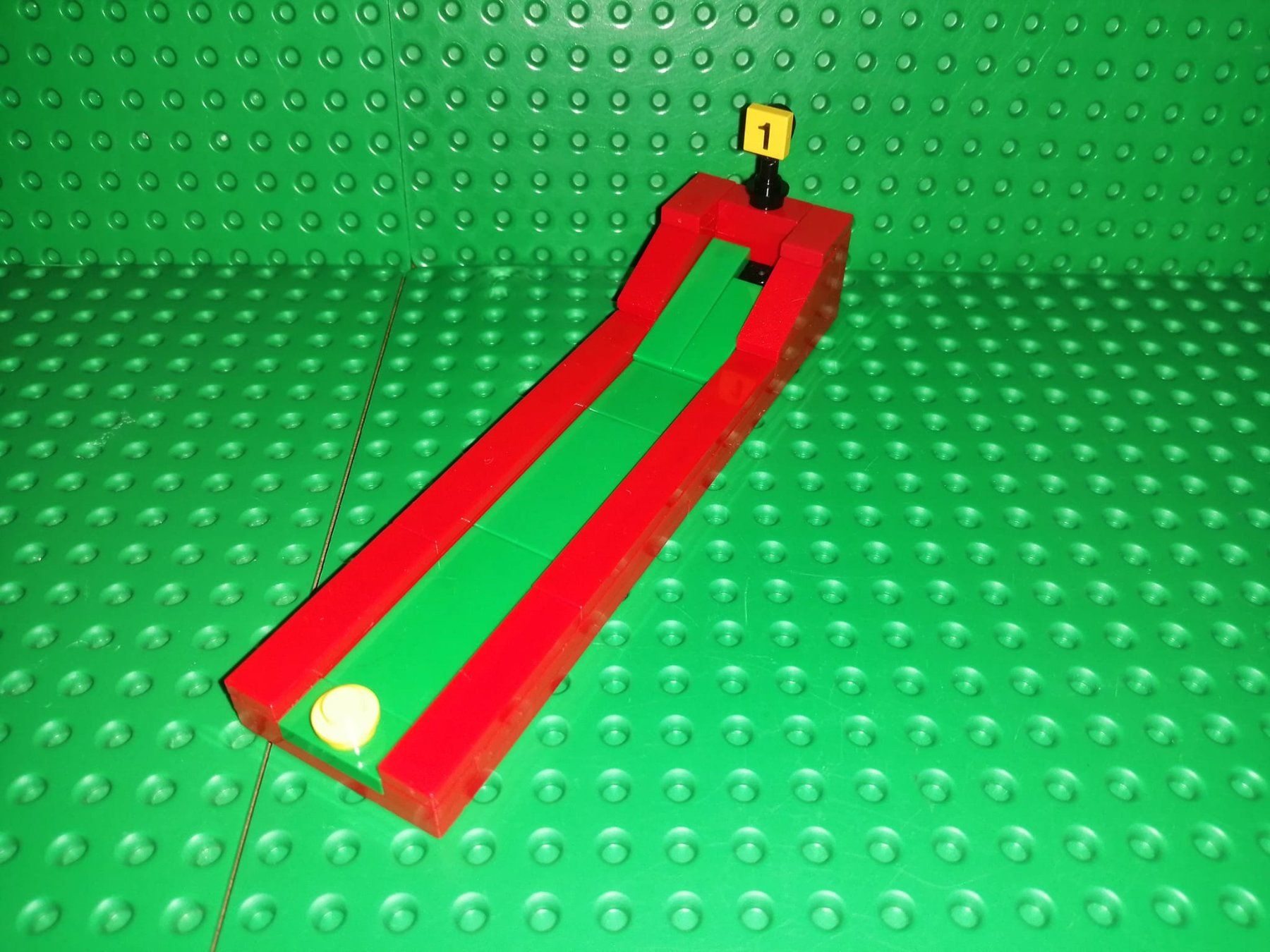 Lego Baukästen: Le parcours du mini golf Lego. – Gebraucht aus La tour de treme von  1