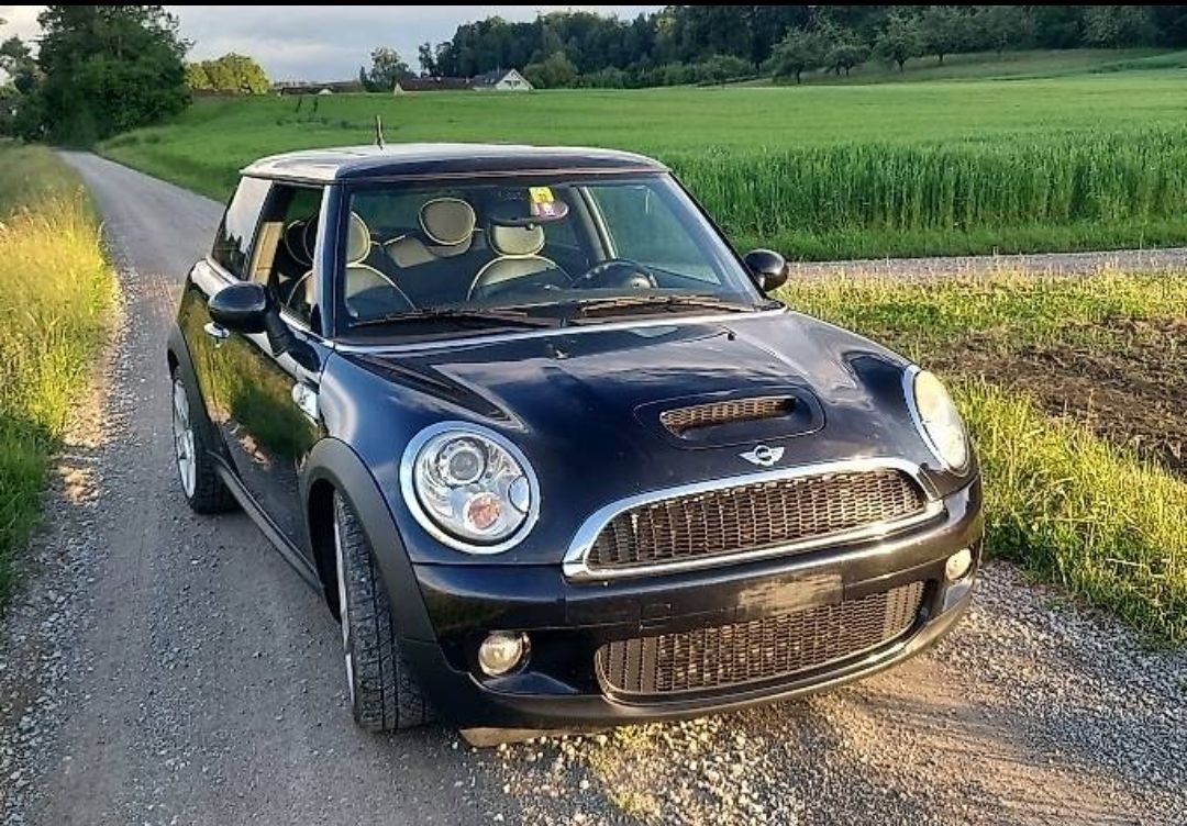 Mini Autos: Mini Cooper S schwarz  – D'occasion à Nürensdorf par MinisterPfister 2