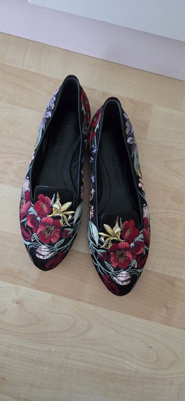 Alexander Mcqueen Chaussures femmes: Alexander McQueen Loafers 39.5 – D'occasion à Hellbühl par Oki_doki 1