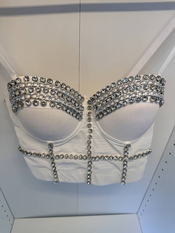 Top: Bustier blanc orné de strass  Taille S  État neuf – Nuovo (secondo la descrizione) da Biel/Bienne venduto da secondstore