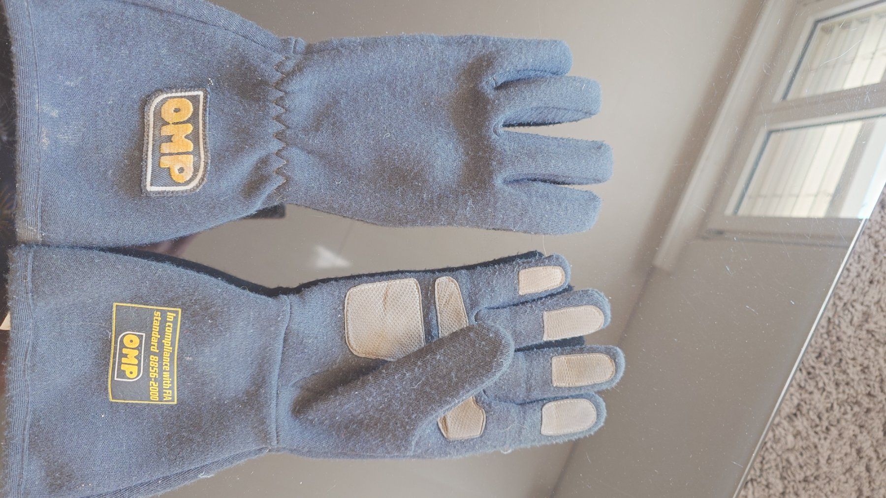 OMP Handschuhe & Handstulpen: Gants de course ignifuge OMP, taille L – Gebraucht aus Saignelégier von maelk11